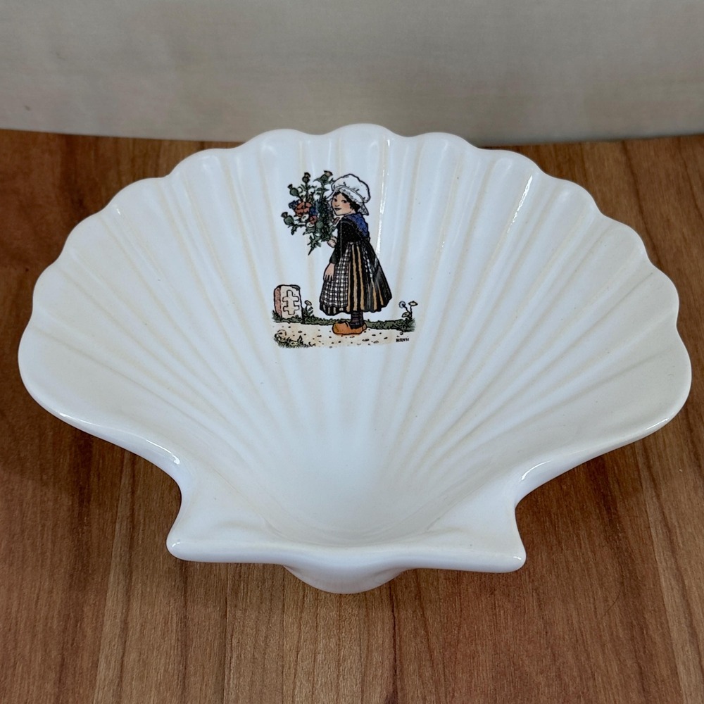 Vintage French Folk Art Hansi Ceramic Scallop Shell Dish Little Lorraine Girl